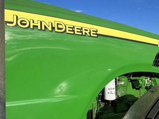 John Deere 8420 Tractor foto 9