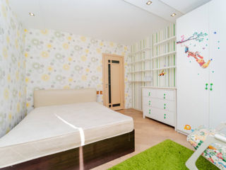 Apartament cu 3 camere, 82 m², Botanica, Chișinău foto 5