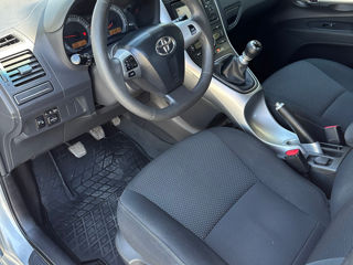 Toyota Auris foto 8