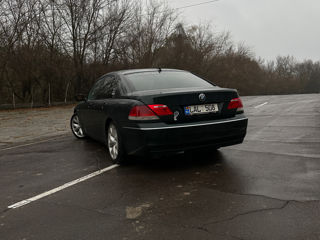 BMW 7 Series foto 3