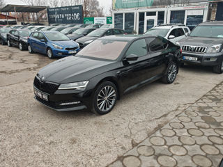 Skoda Superb foto 3