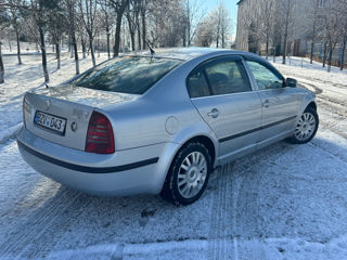 Skoda Superb foto 5