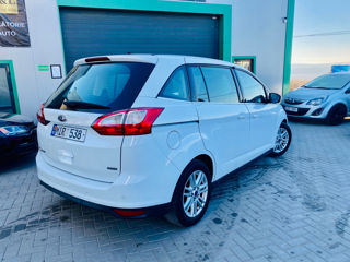 Ford Grand C-MAX foto 4