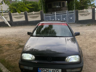 Volkswagen Golf foto 1