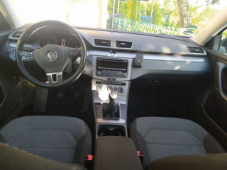 Volkswagen Passat foto 5