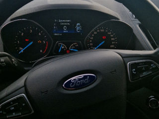 Ford Kuga foto 10