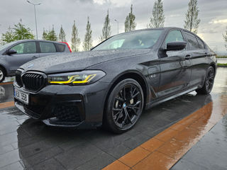 BMW 5 Series foto 15