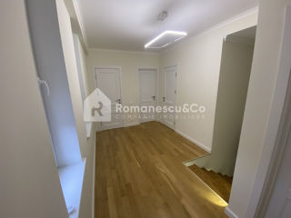 Duplex în 2 nivele, 120 mp+3 ari, Durlești, str-la Codrilor. foto 10