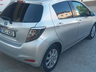 Toyota Yaris foto 5