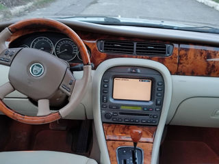 Jaguar X-Type foto 8