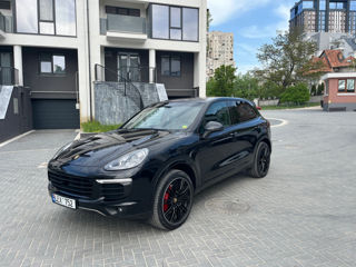 Porsche Cayenne foto 2