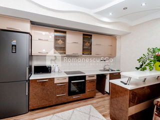 Apartament cu 2 camere, 80 m², Buiucani, Chișinău foto 5