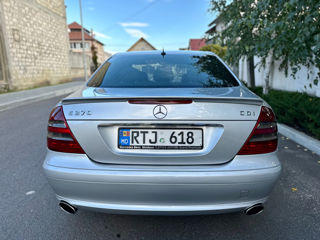 Mercedes E-Class foto 5