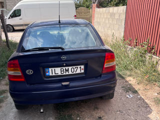 Opel Astra foto 9