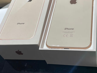 iPhone 8 Gold foto 4