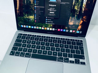 MacBook Air  M1 (8/256) foto 6