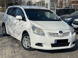 Toyota Verso фото 4