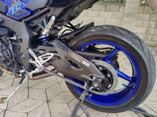 Yamaha MT-10 foto 11