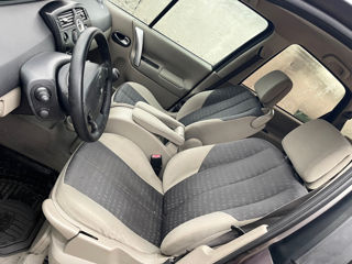 Renault Grand Scenic foto 9