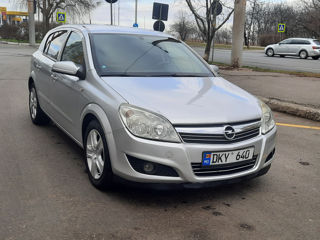 Opel Astra foto 8