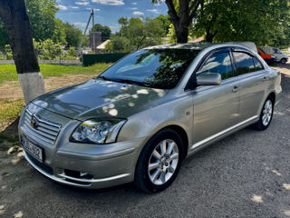 Toyota Avensis foto 5