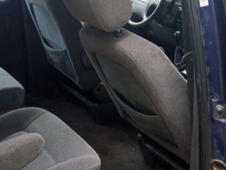 Piese KIA Carnival foto 4