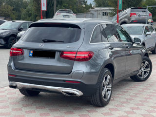 Mercedes GLC foto 4