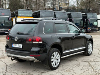 Volkswagen Touareg foto 4