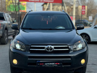 Toyota Rav 4 foto 3