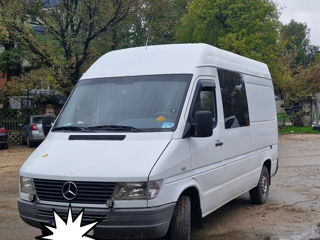 Mercedes Sprinter foto 1