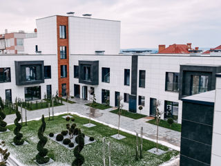 Apartament cu 4 camere, 270 m², Telecentru, Chișinău foto 5