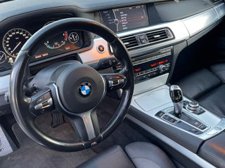 BMW 7 Series foto 4