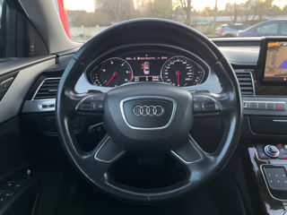 Audi A8 foto 8