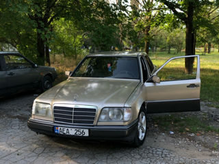 Mercedes E-Class foto 5