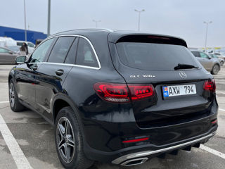 Mercedes GLC foto 4