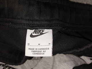 Vând urgent pantaloni Nike tech!!! foto 3