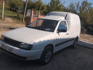 Volkswagen Caddy foto 1