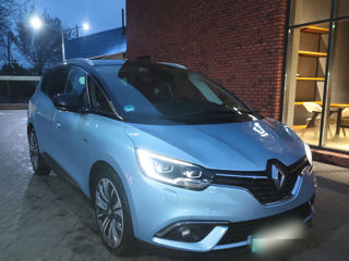 Renault Grand Scenic foto 2