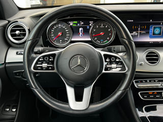 Mercedes E-Class foto 9