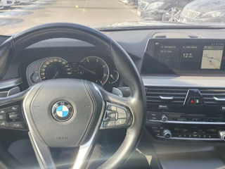 BMW 5 Series foto 5