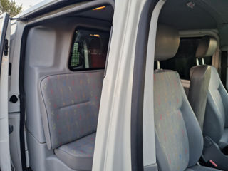 Volkswagen T5 foto 8