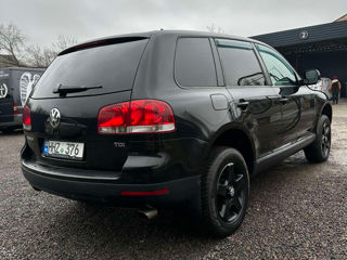 Volkswagen Touareg foto 5