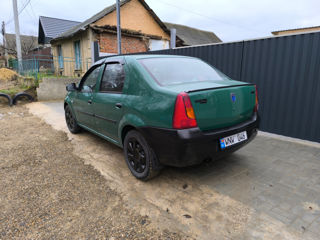 Dacia Logan foto 3