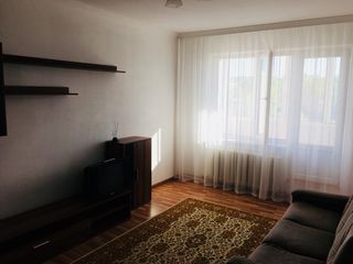 Apartament cu 2 odai, Bd. Dacia, Reparat, Mobilat. foto 2