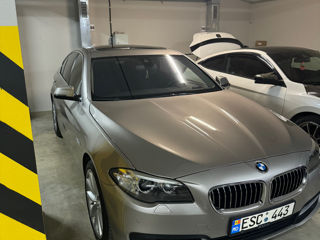 BMW 5 Series foto 1