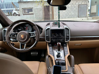 Porsche Cayenne foto 8