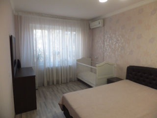 Apartament cu 3 camere, 72 m², Centru, Chișinău foto 1