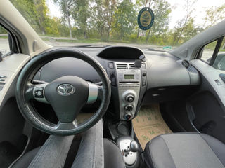 Toyota Yaris foto 4