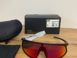 Oakley foto 4