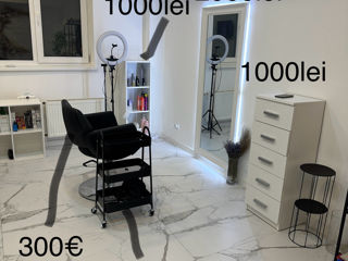 Vindem mobilier Hair Studio!